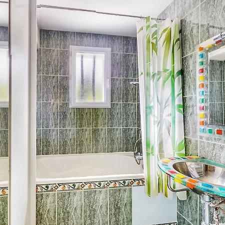 Dom wakacyjny Maison Dans Les Bois *