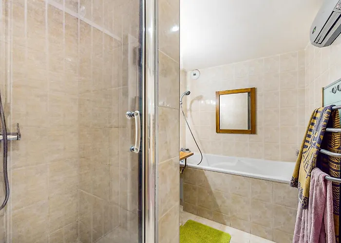 Maison Dans Les Bois *