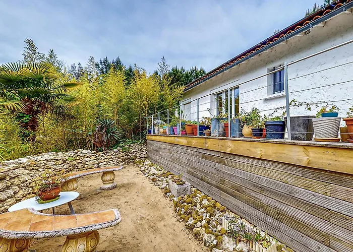 Maison Dans Les Bois *