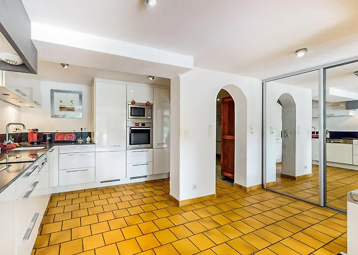 Maison Dans Les Bois * Saint-Augustin (Charente-Maritime)